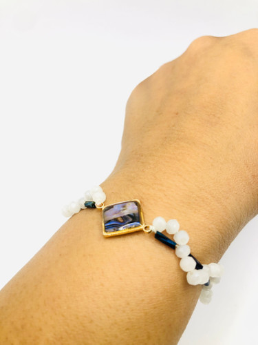 دستبند ابروبادی